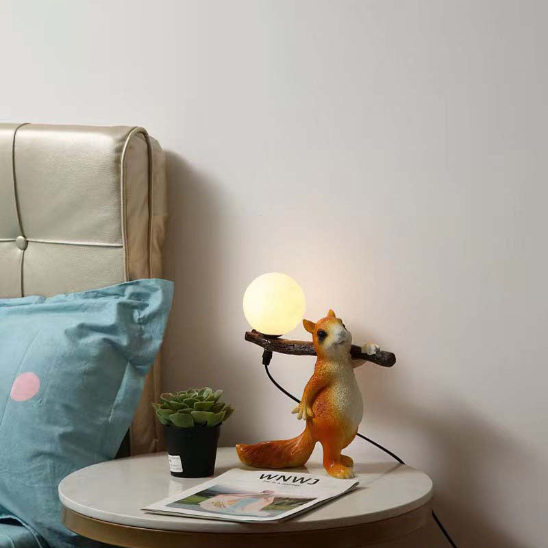 Squirrel Glow - sjarmerende ekornlampe som lyser opp hjemmet ditt