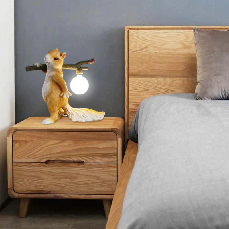 Squirrel Glow - sjarmerende ekornlampe som lyser opp hjemmet ditt