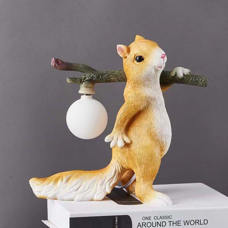 Squirrel Glow - sjarmerende ekornlampe som lyser opp hjemmet ditt